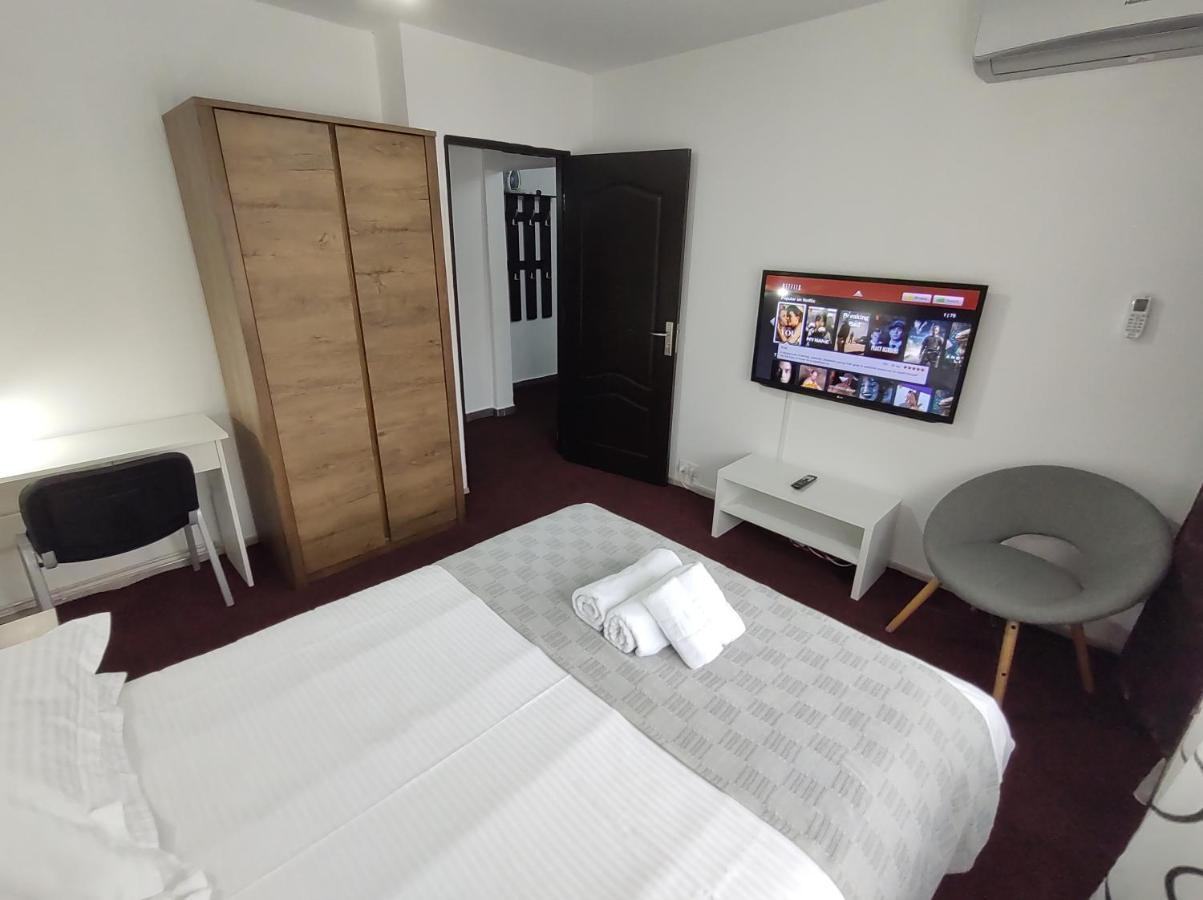 Creative Apartment Baia Mare Ngoại thất bức ảnh