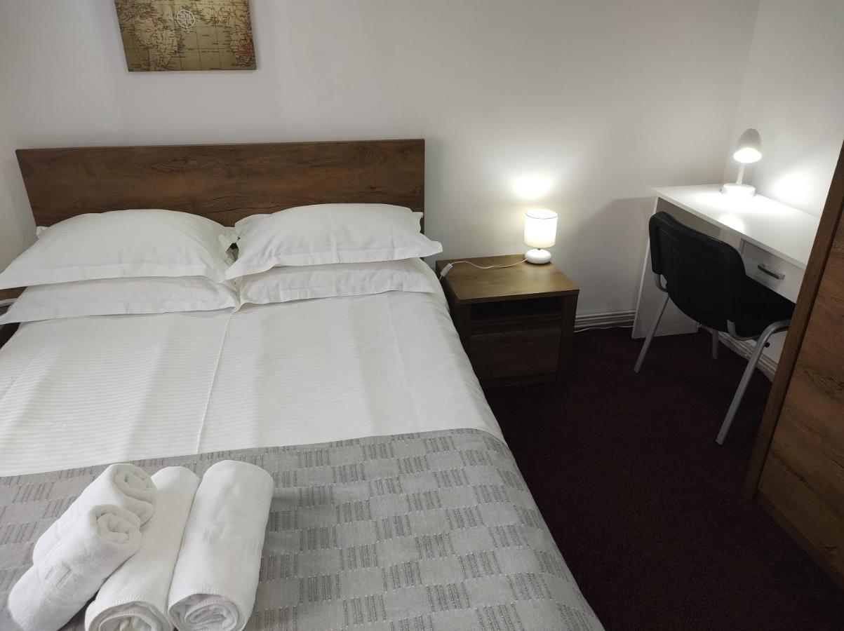 Creative Apartment Baia Mare Ngoại thất bức ảnh
